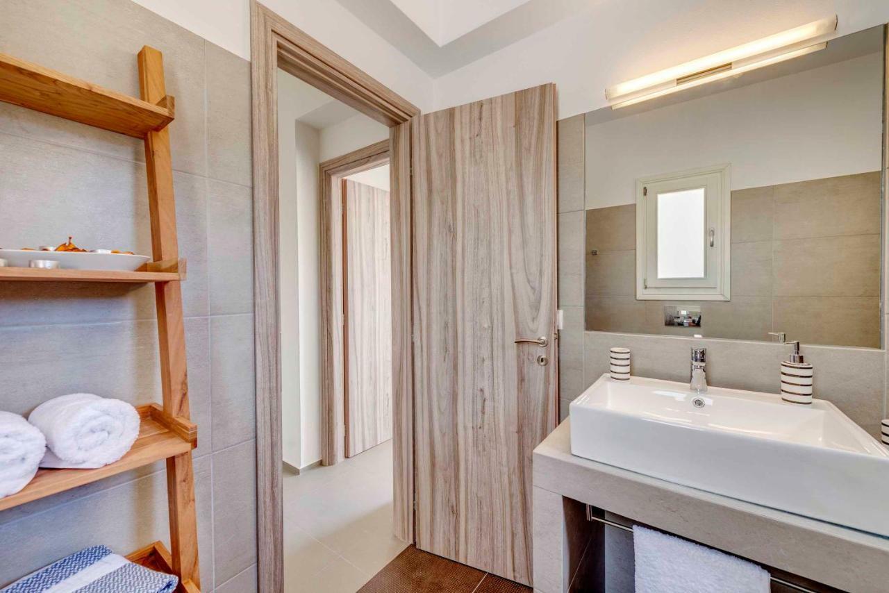 Villa Alba In Syros With Private Jacuzzi 아졸림노스 외부 사진