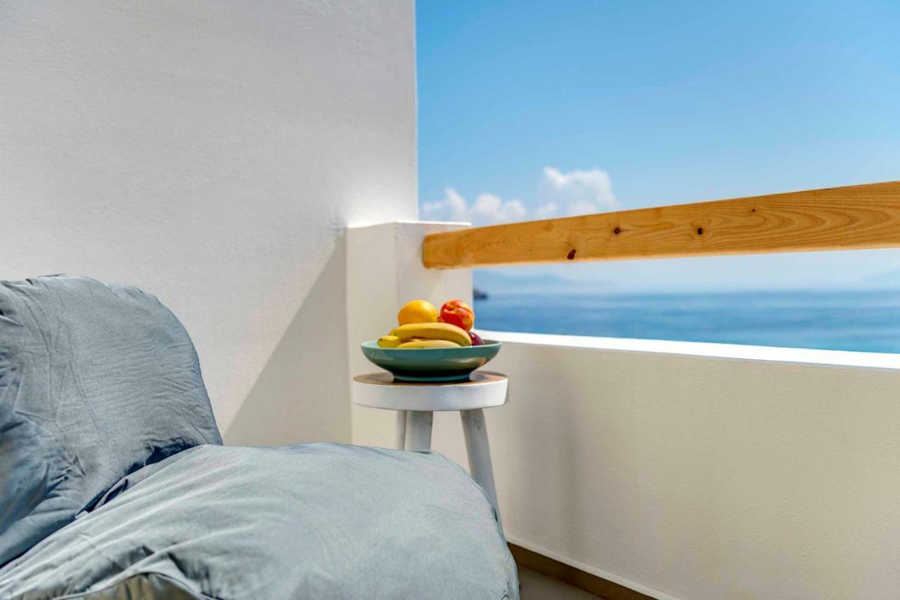 Villa Alba In Syros With Private Jacuzzi 아졸림노스 외부 사진